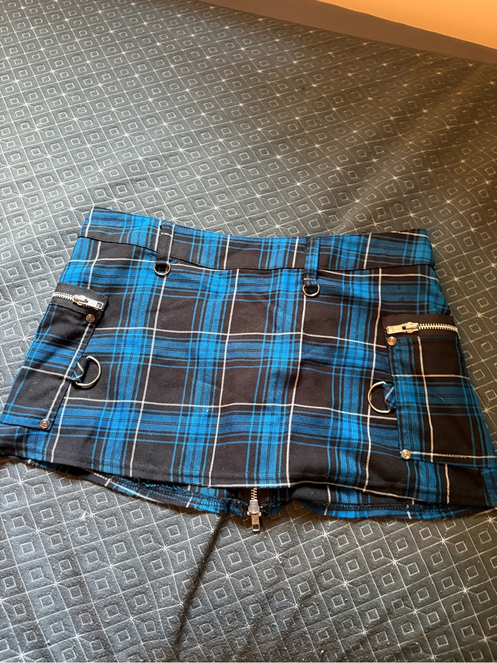 VTG Dog Pile skirt
